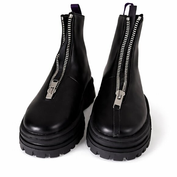 Shoes - Picture 1 of 6